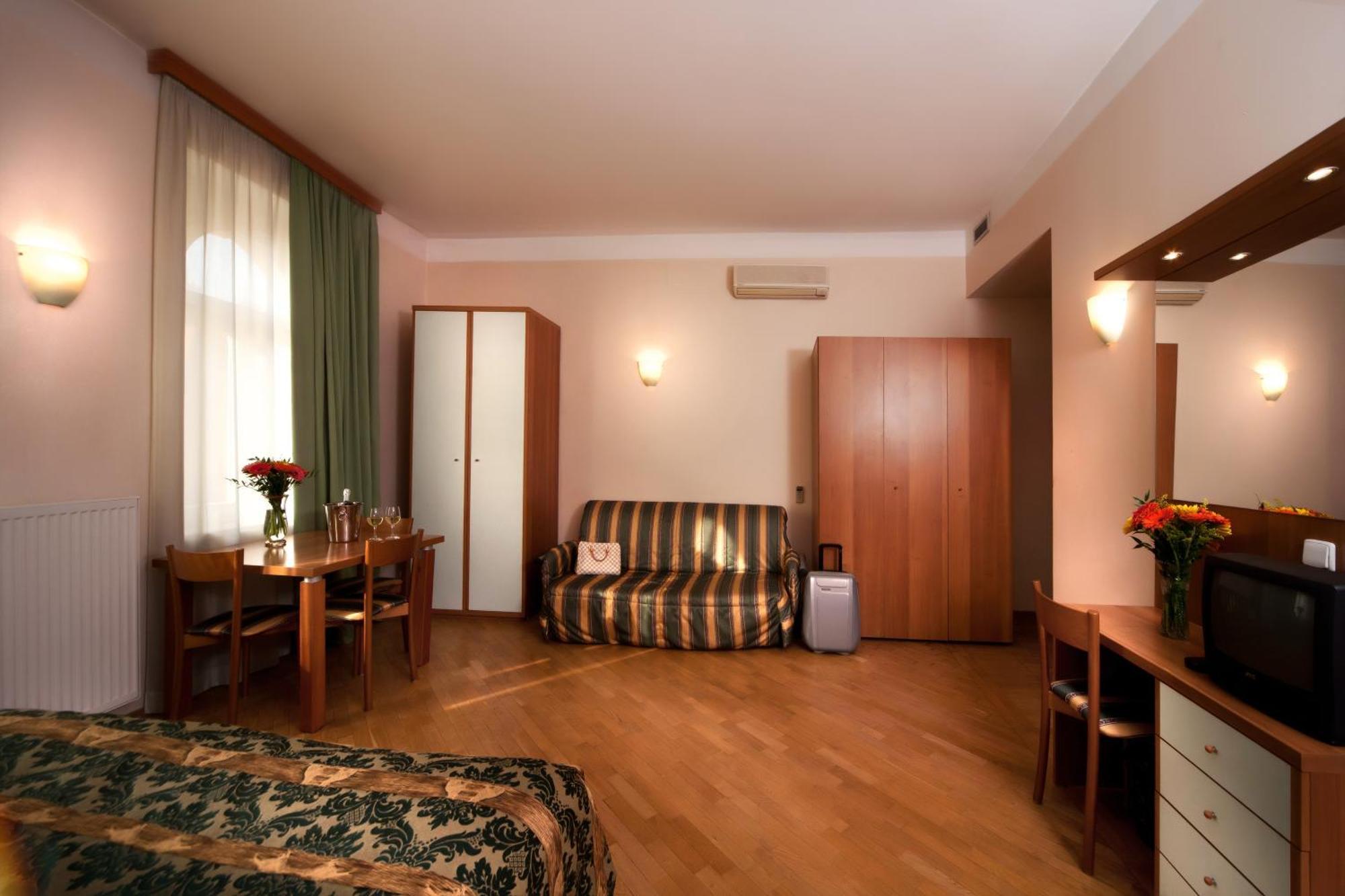 Hotel Residence Select — Fotky 3
